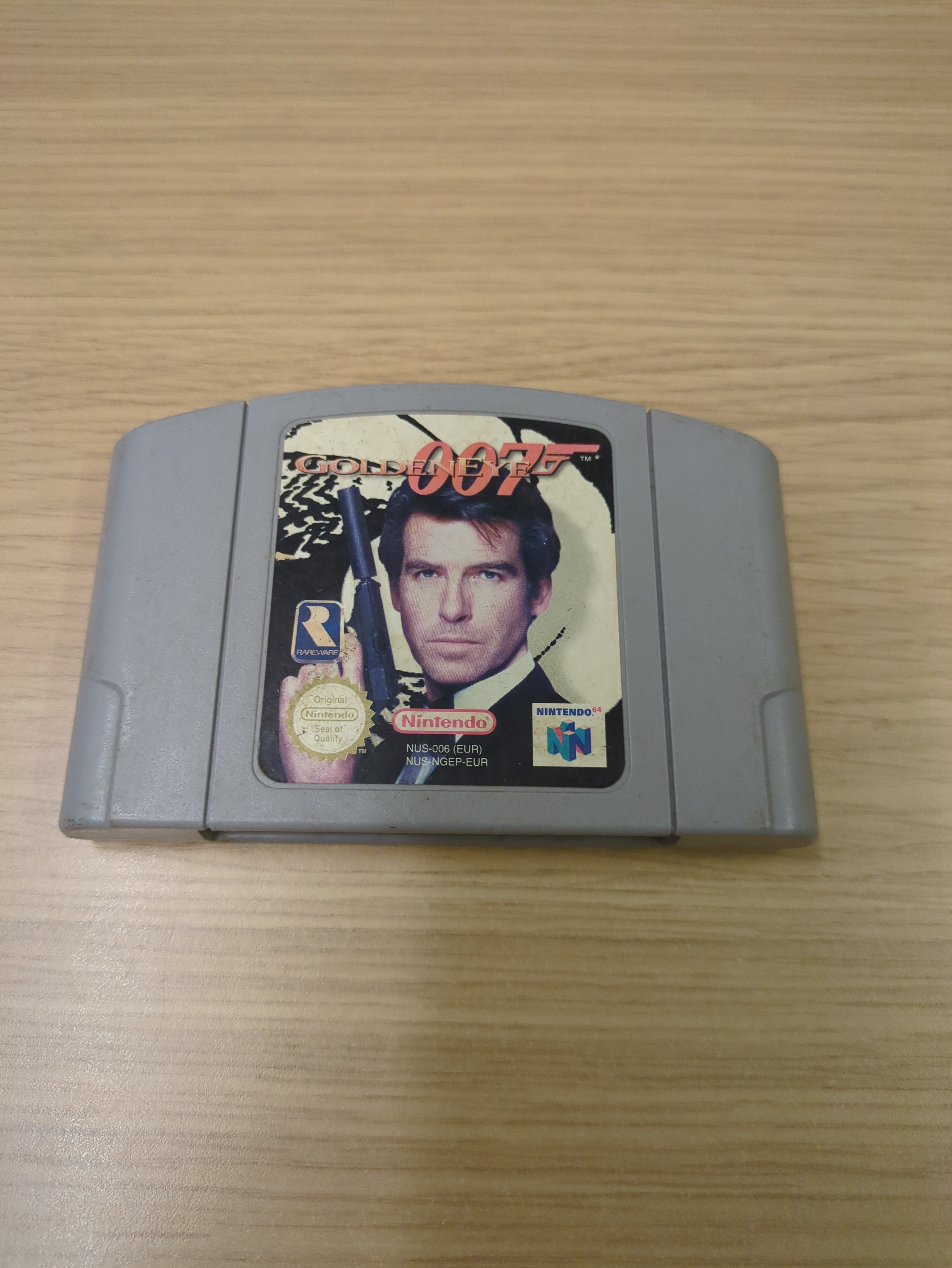 Goldeneye 007 Nintendo N64 game Cart Only Goldeneye 007 Nintendo N64 game Cart Only